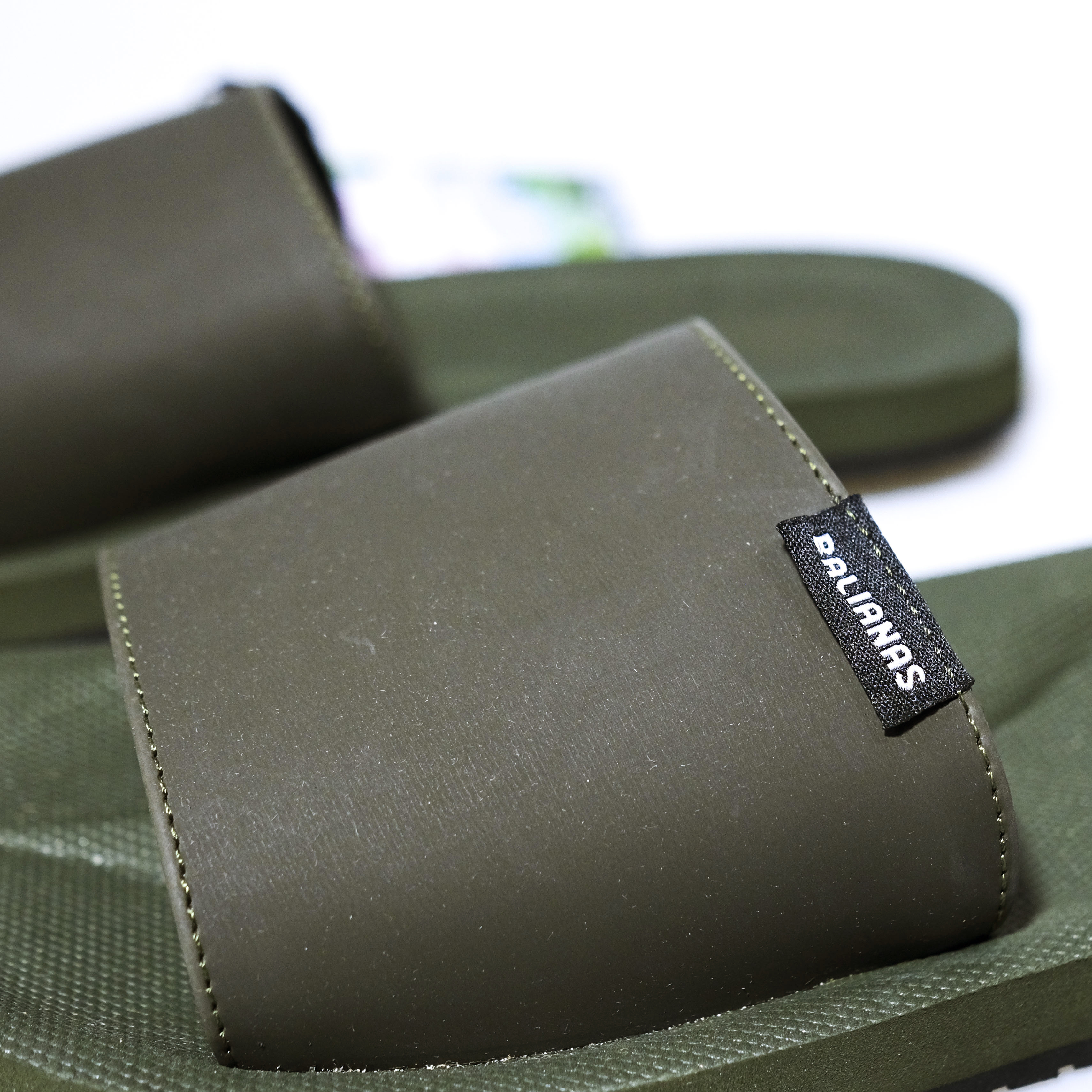 Slide Balianas Green